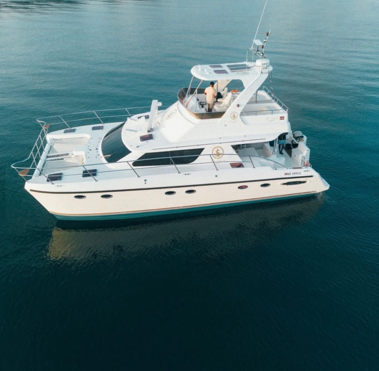 Luxury Yacht Cruise 2